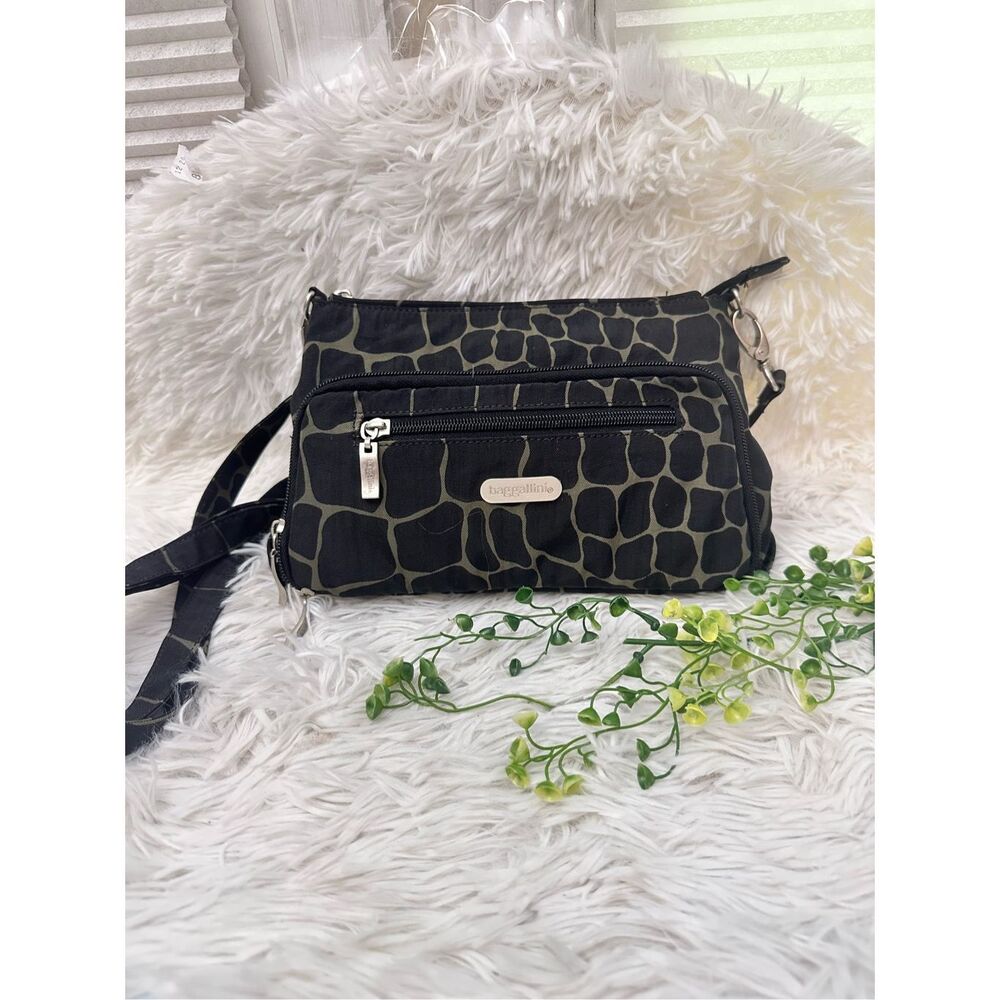 Baggallini Small Zip Crossbody Shoulder  Bag Lightweight Multipockets Travel‎